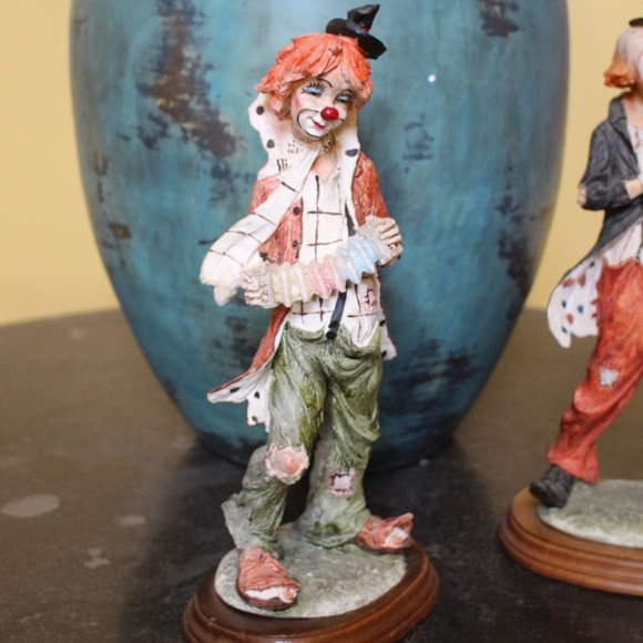 Lot of 4 Big top musical band circus clowns Resin Cast Hand panted - Picture 6 of 15